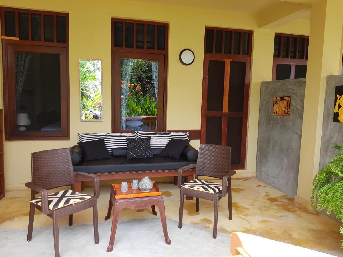 Villa Lucky Star Tangalle Exterior foto